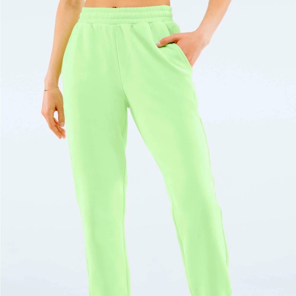 NWOT ❤️Fabletics Maddie Sweat Pants -Aloe Size XXL